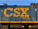 CSX 5112 on Q634